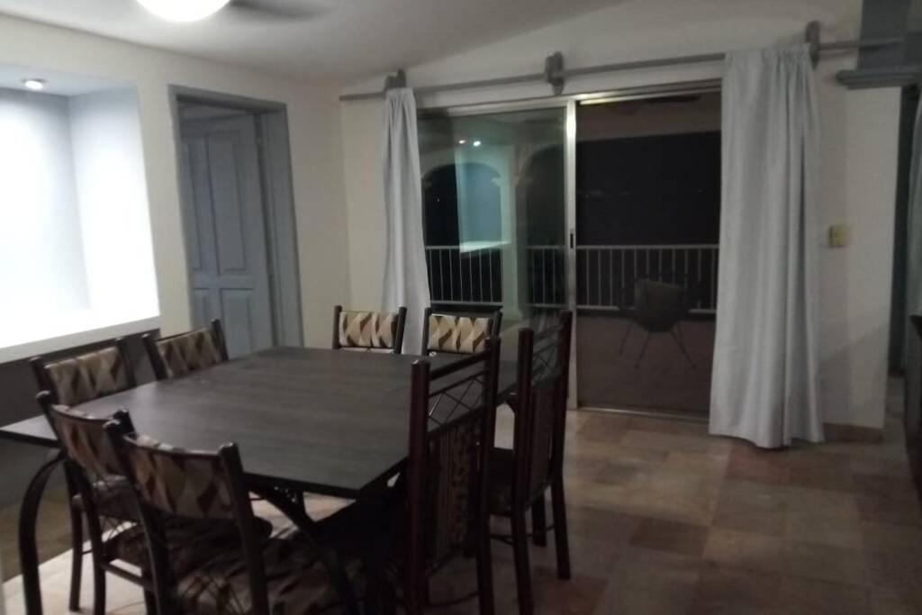 Penthouse 205 Sq M On Lagoon, 3 Bedrooms 2 Bathrooms For Up To 8 Guests 칸쿤 외부 사진